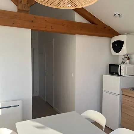 Tatil Evi Maisonnette Avec Parking Prive Et Local A Velos Brégnier-Cordon
