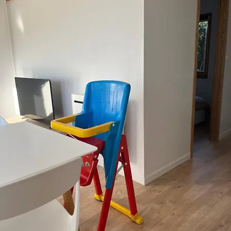 Maisonnette Avec Parking Prive Et Local A Velos Tatil Evi Brégnier-Cordon